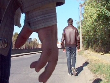 Tâlhărie pe strada Corbului: un minor a rămas fără telefon mobil